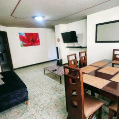 Bello y Amplio Apartamento al Lado del Parque Del Ingenio