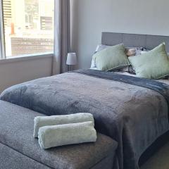 1501 Golden Thibault