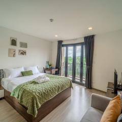 1BR Designer Mountain View Condo - Central Phuket