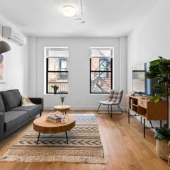 517 - 42D Fabulous 1 Bedroom in the Heart of Manhattan