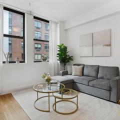 517 - 46C Newly Renovated 1 Bedroom Apt - Elevator - Laundry