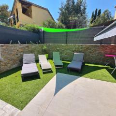 Joli T4 climatisé 3* avec jardin à Bormes-les-Mimosas - FR-1-610-117