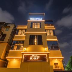 Hotel Rocking Yash Stays