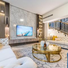 4BR plus Maids Room Villa Near Nad Al Sheba Mall, With Easy Access to Major Dubai Attractions - Nad Al Shiba Third, Nad Al Sheba by Deluxe Holiday Homes