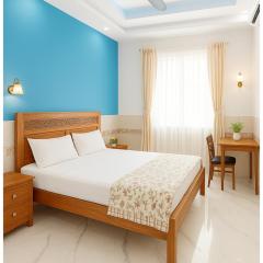 Ayodhya The Kanha- Shiva Homestay Near Parking and Free Wifi Facility - Fully Air conditioning Comfortable Room - Best Budget Homestay IN Ayodhya