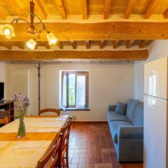 Apartment in a farmhouse with 2 swimming pools