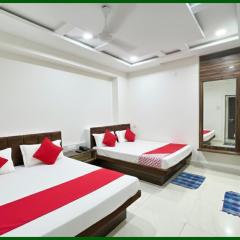 Mahakal Temple Railway station, Salimar Palace - Fully Air conditioned Rooms with Wifi And Parking, , BEST HOTEL IN UJJAIN