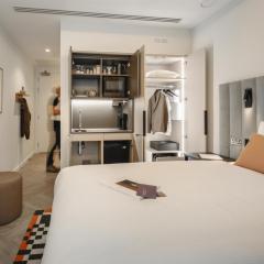 The Wellington Glasgow by Adina