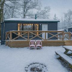 2-Bedroom Cottage #10 - Pitch Pine