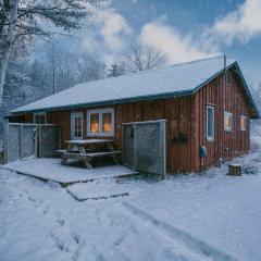 Pine Lake 3-Bedroom Cottage #12 - The Gallery