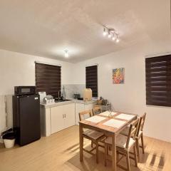 Cozy Home Near Clark wt Parking, Netflx, Pool