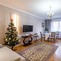 Maya's Flats & Resorts 102 - PREMIUM APARTMENT PRZ