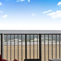 Sands Beach Club 820