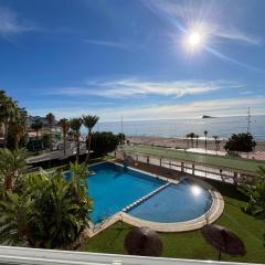 Primera línea de playa Poniente