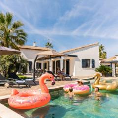 Villa Margot stunning pool beach 500 m