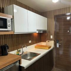 Air Residences 2111k'Pads