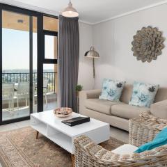 LuxeStay 2-Bed Century City Gem