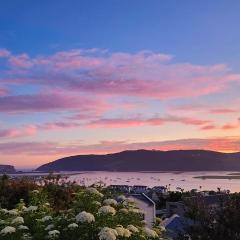 In Full View sleeps 10