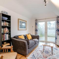 1 Bed in Hindhead oc-w34256