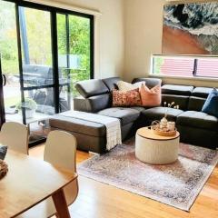 Footprints Seaside Villa Oasis with Pool & Wi-Fi