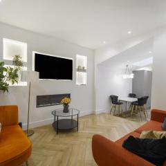 Stylish Kentish Town HomePrivate Garden Jacuzzi