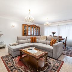 GuestReady - Urban rustic in Esposende