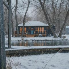 2-bedroom Lake Front Cottage in Harwood ON #5