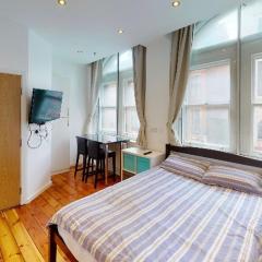 Modern Studio, 1st floor, King Street Views