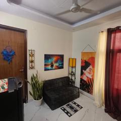 CITY VIEW Private 1BHK Flat in South Delhi