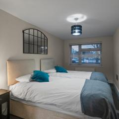 Solihull Flat For 2 with Fast WiFi with Free Secured Parking