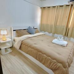 iMoji Stay-Room IMPACT