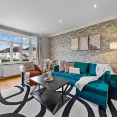 Modern Cosy Stay - Fast Tube to Central London UK