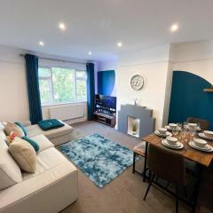 Three Bedroom Chelmsford Apartment with Garden