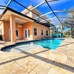 "Coral Casa" Amazing Pool House next to the Beach! 3 Min Walk! Awesome Pool!