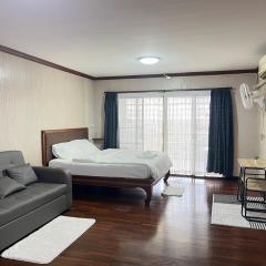 hillside condo 4 Chang Phueak, Nimman, Maya