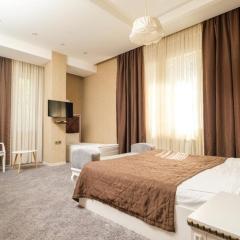 Maestro Boutique Hotel