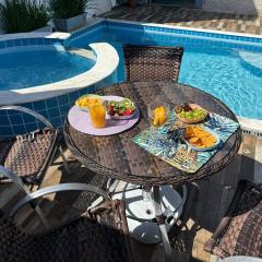 Casa em Peruíbe, Piscina, Hidro, Ar condicionado, Churrasqueira