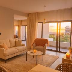 Splendid Mountains View Three Bedroom Apartment