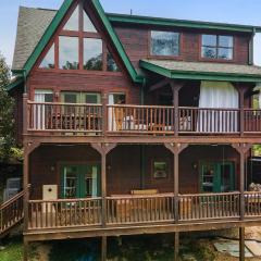 Tennessee Blue by AvantStayHeart of Pigeon Forge