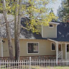 Aster by AvantStay Classic Kings Beach Cottage In The Of North Shore