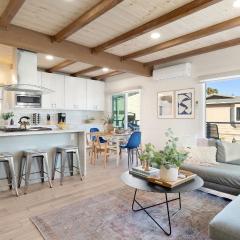 Mission Point 2 by AvantStay Mission Beach Home w Large Balcony Steps to Beach