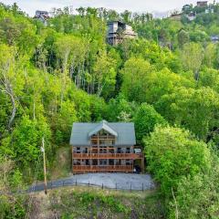 HotTub Sauna Pool Table Views Mins to Downtown Gatlingburg Hollows Haven