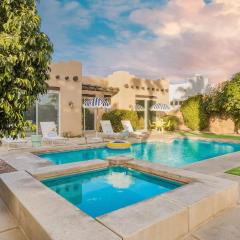 Pool Hot Tub Yard Games Chic Midcentury Design Painted Sand by AvantStay