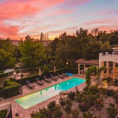 5 Acre Estate w Lake Pool Hot Tub De Luz by AvantStay