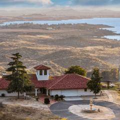 Slice of Heaven by AvantStay Breathtaking Views