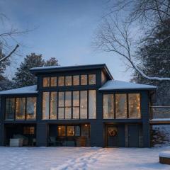 3-bedroom Englewood Lakefront Main House