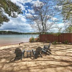 Laid Back Lake Life by AvantStay Waterfront View