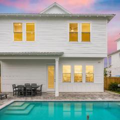 Flipper by AvantStay 18-Person Retreat w Pool