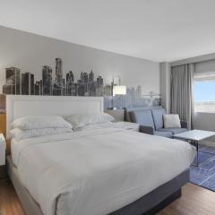 World of Blue 911 I Beautiful King Hotel Room