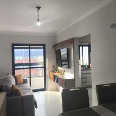 Apartamento confortável frente a praia